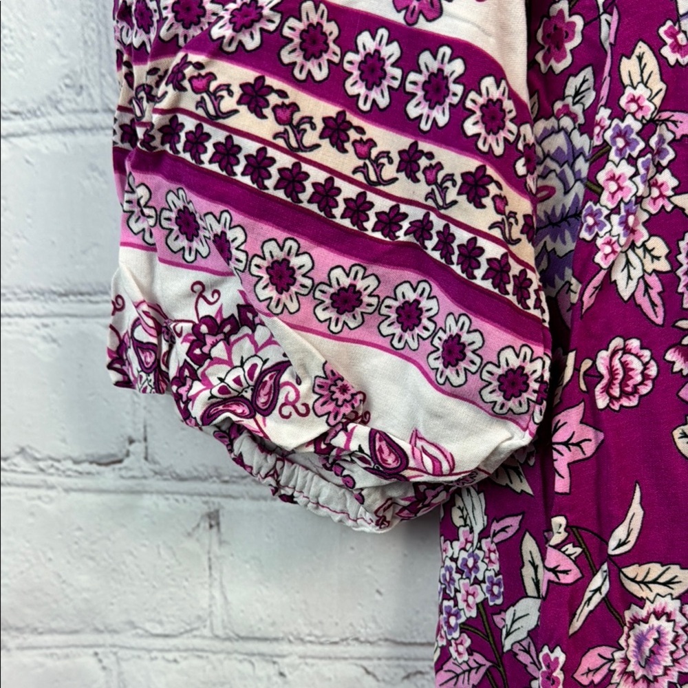 BloomChic Long Sleeve Floral Dress in Pink and White - Picture 4 of 6